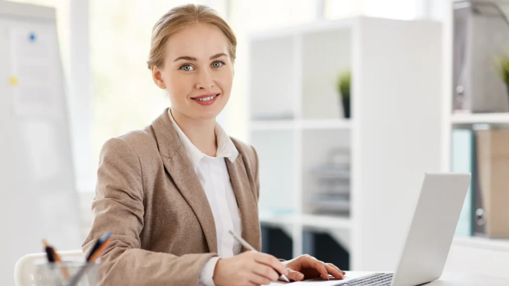 Бухгалтер для малого бизнеса — услуги, цены, преимущества